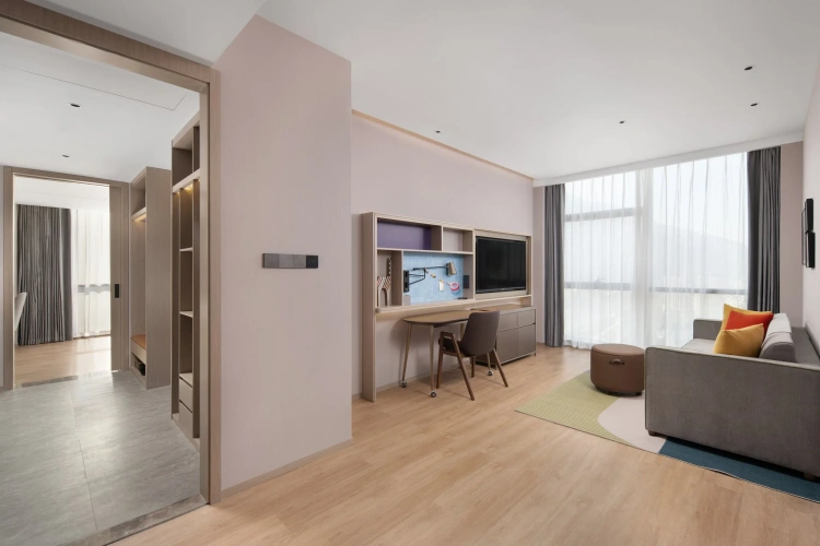Suite with river view