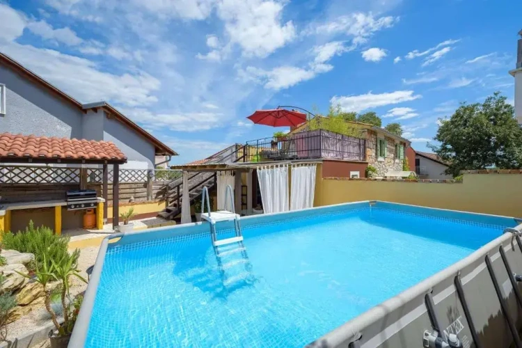 2 Bedrooms Double Cottage