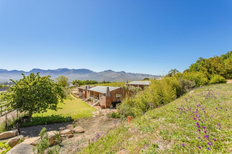 Quadruple Bungalow