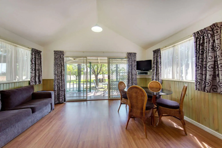 Discovery Parks - Lake Hume, Victoria