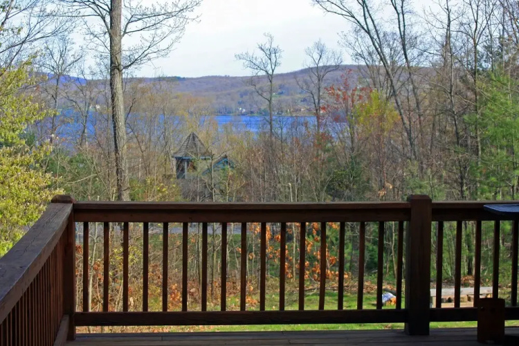 Timberwolf House