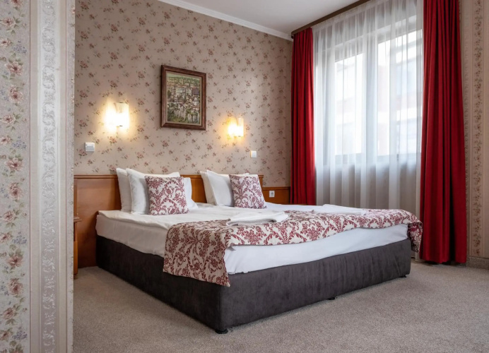 Real Hotel