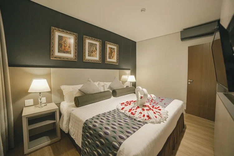 Standard Suite