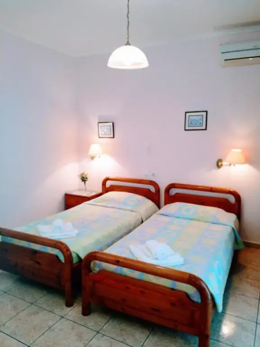 spiros maria studios