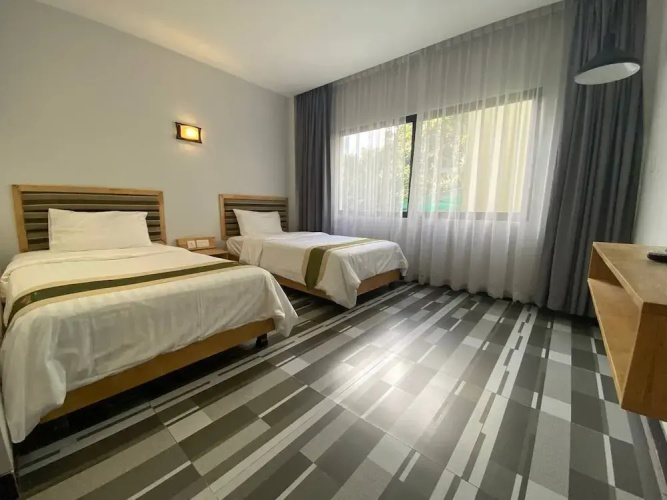 JJ City Centre Suites