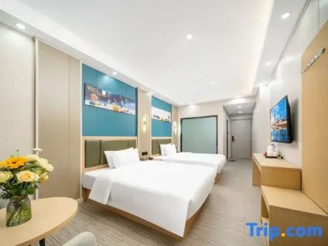 Comfort Twin room with city view
