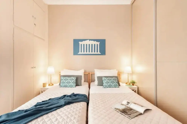 Stylish apt steps from Acropolis by GHH