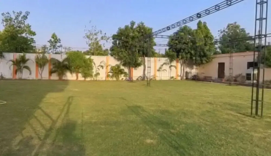 Hotel Ganga Vatika By GRB