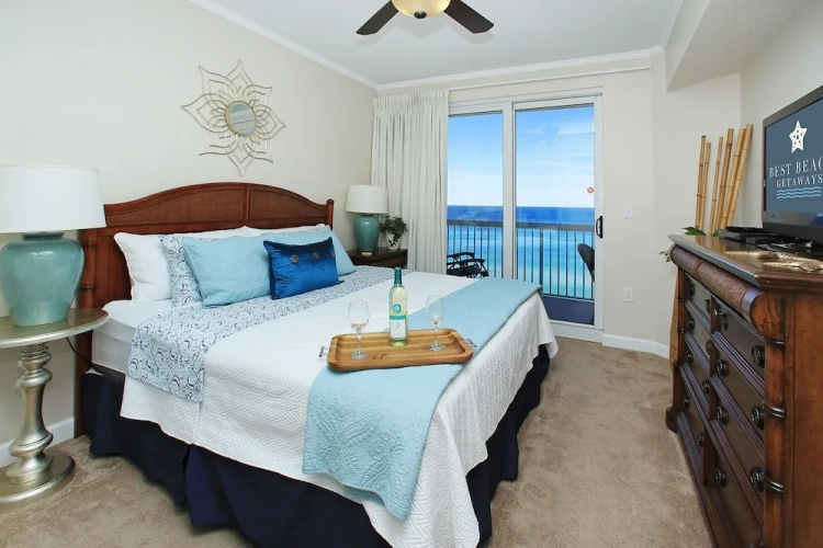 3 Bedrooms Apartment with balcony