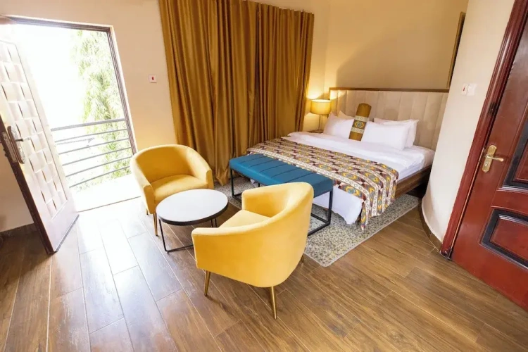 Single Chalet