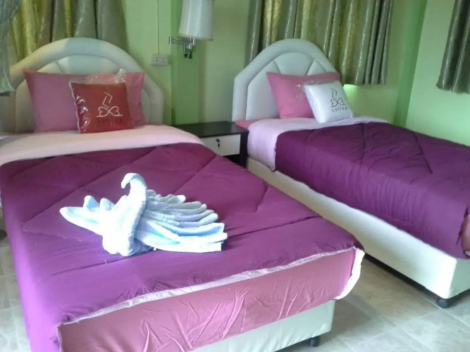 Lollop Resort