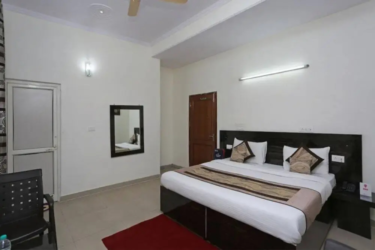Celeste Inn By OYO Rooms