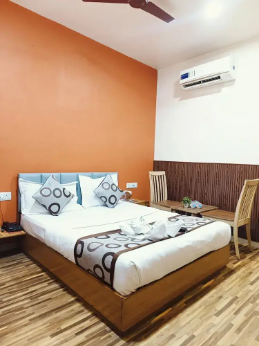 Hotel Apple Palace Surat