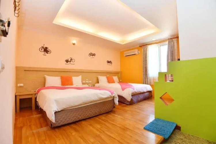 Economy Quadruple room