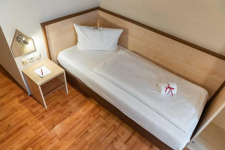 Astoria City Resort