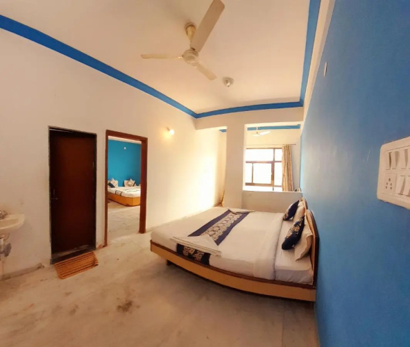 Hotel Indore Palace