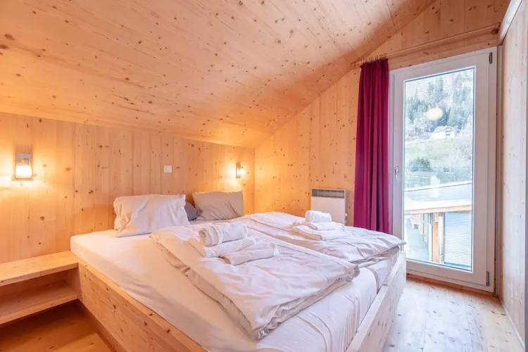 Amazing Chalet With Sauna
