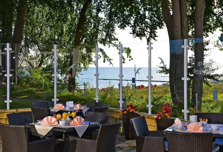 Strandhotel Seerose Over view