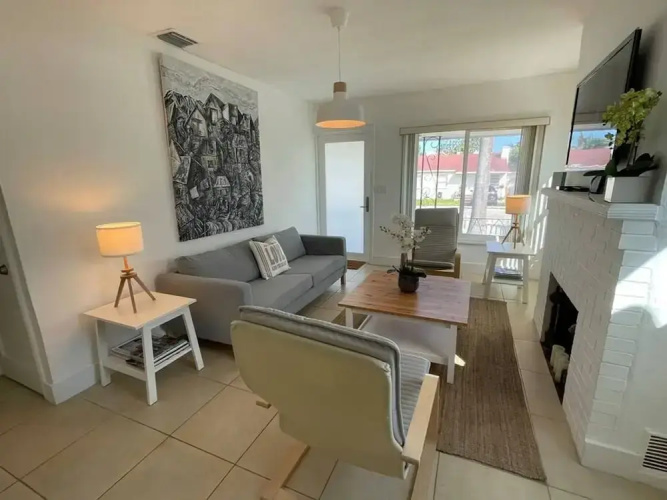 Cozy and super location 2 BR