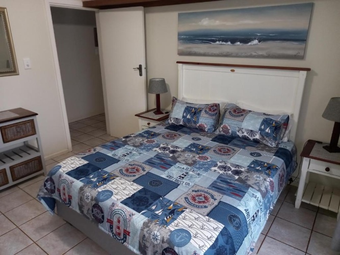4 Bedrooms Cottage