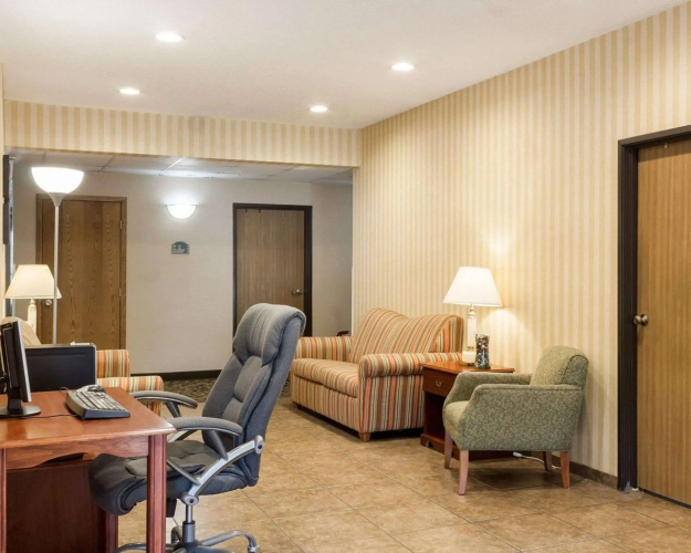 Quality Inn Brookings - University