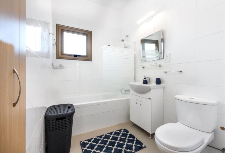 2 Bedrooms Bungalow