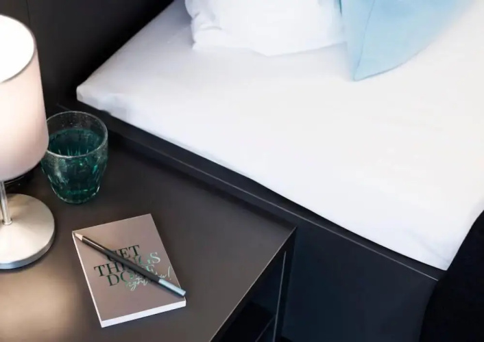 Mood contemporary living