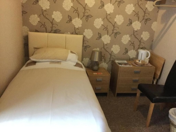 Standard Single room