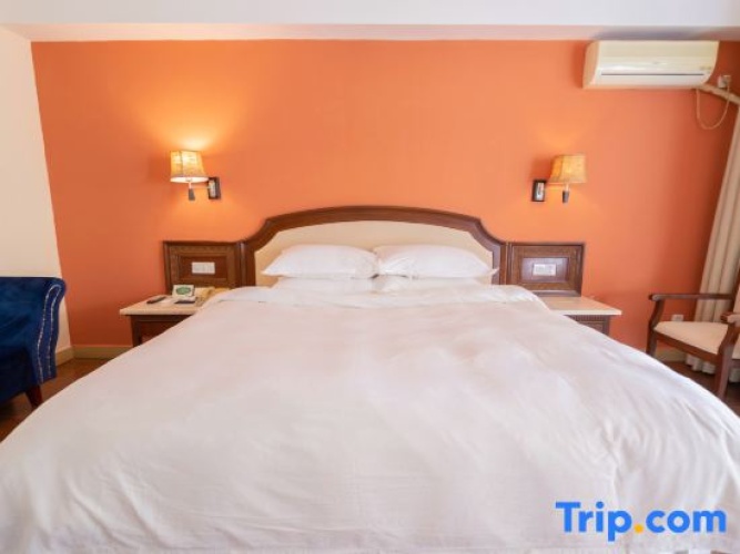 Deluxe Double Suite