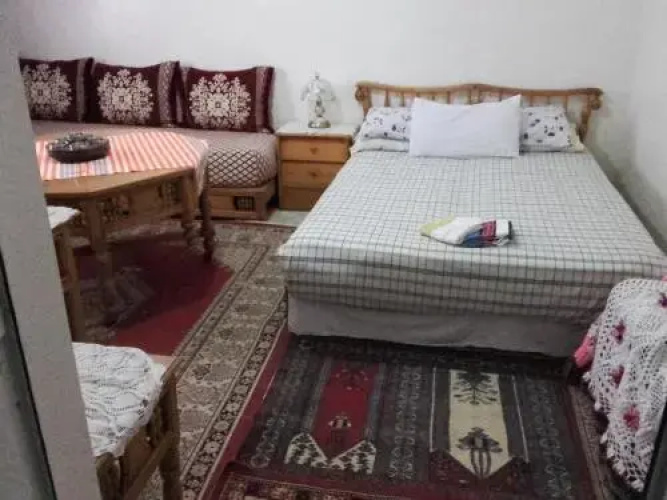 Garçonnière privée à rabat