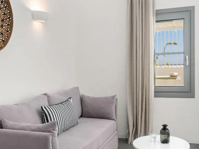 Deluxe Suite with balcony