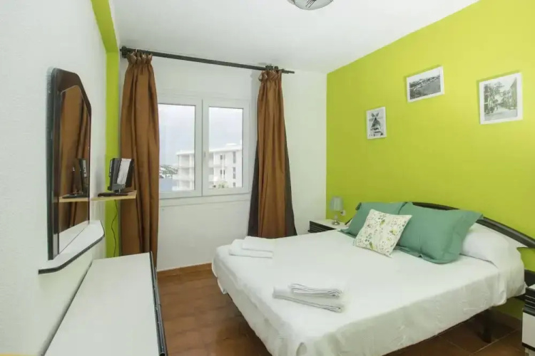 Cala Corb Low Cost