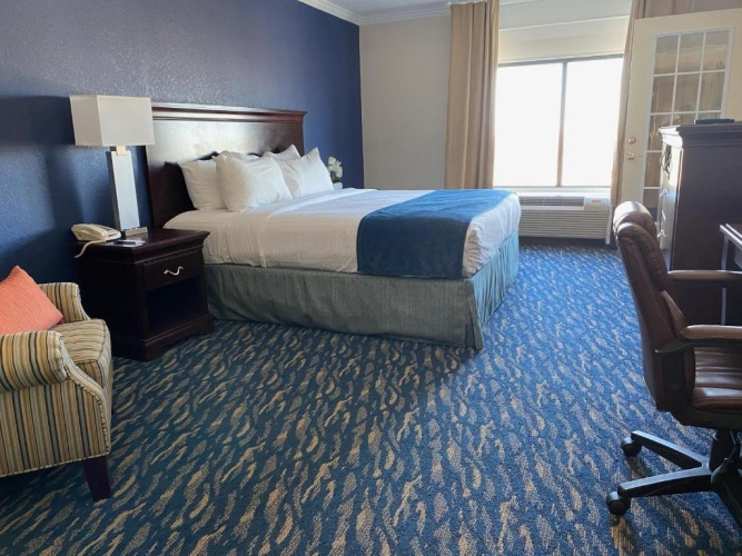 Deluxe Double Suite