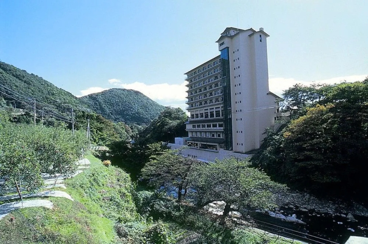 Tsukinose