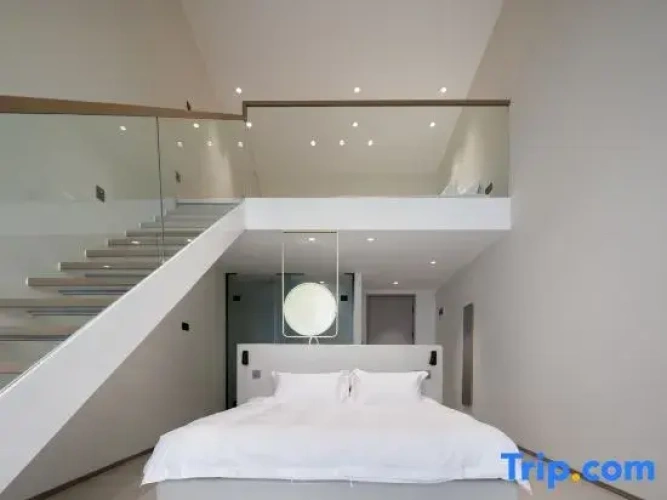 Family Attic Suite