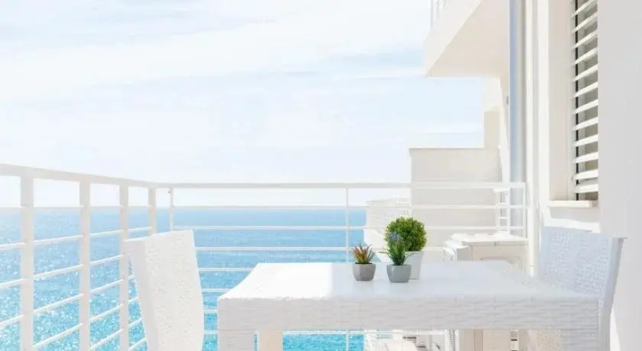 Galileo Suites & Apartments
