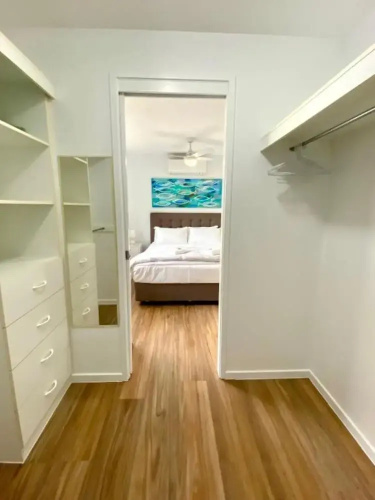 Sailfish Cove & RIVA Apartments