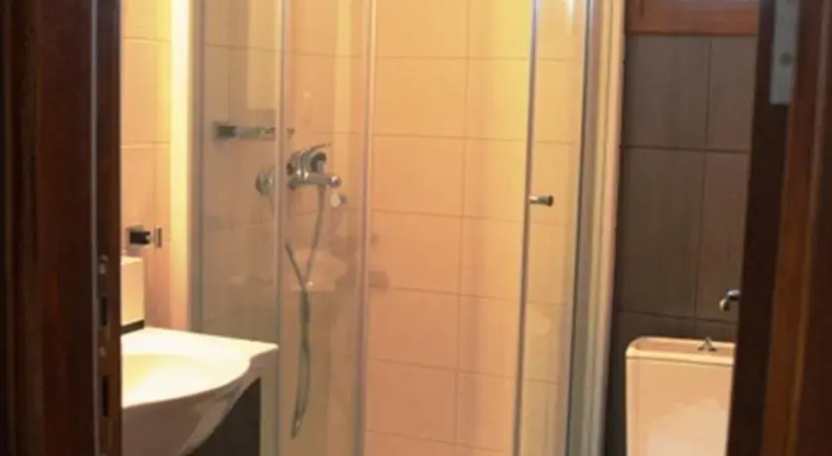 Guesthouse Thea