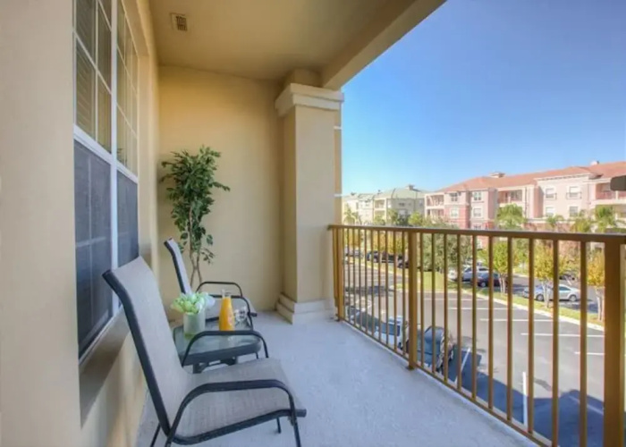 5036 Shoreway Loop #303,