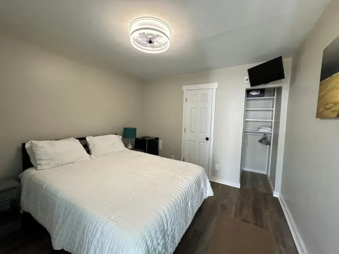 Hotel on Magnolia East