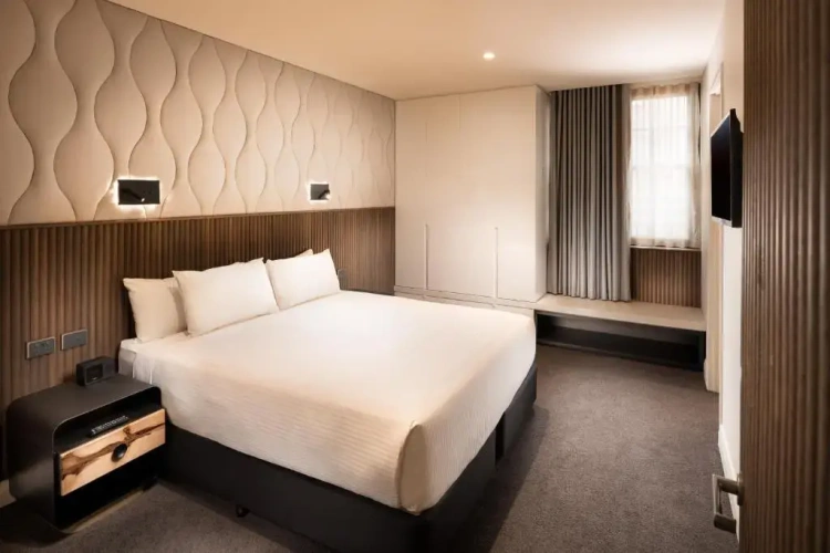 2 Bedrooms Suite