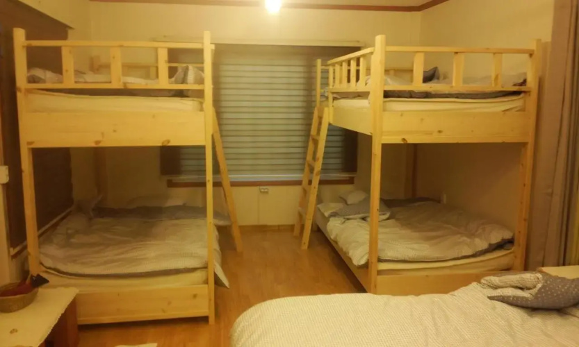 Geoje Ton Ton Guesthouse