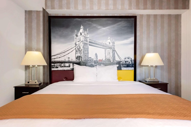 Guest rooms