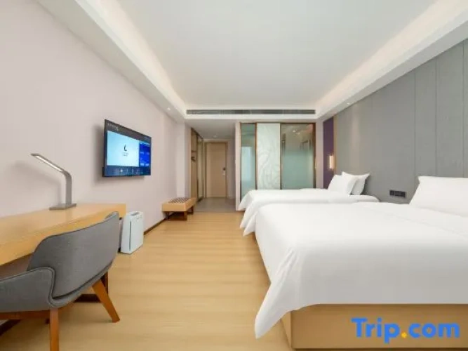Deluxe Double room with view