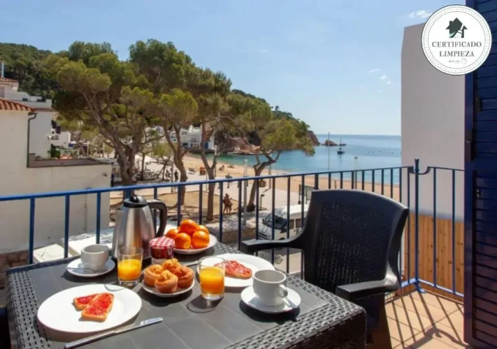 3 Bedrooms Double Apartment