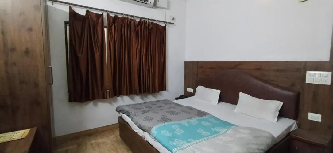 Hotel Samrat