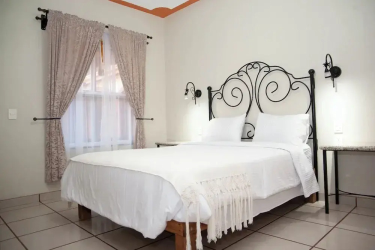 Encanto de la Sierra Hotel