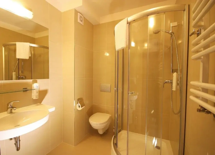 Comfort room with balcony
