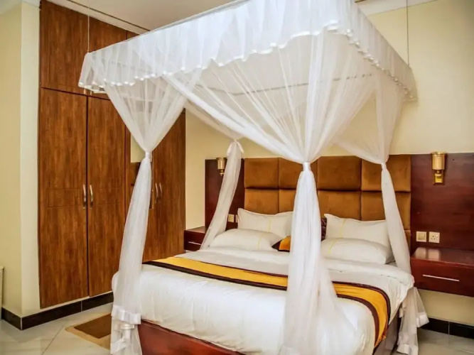2 Bed - Sleeps 4 - Free Airport Shuttle