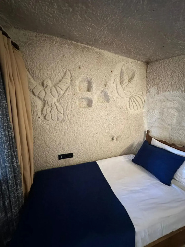 Mysterious Cave Suites